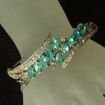 Click to view item