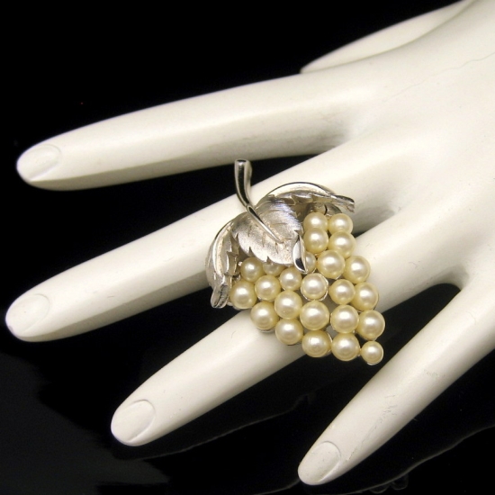 Vintage Crown Trifari Faux Pearls Grapes Cluster Brooch