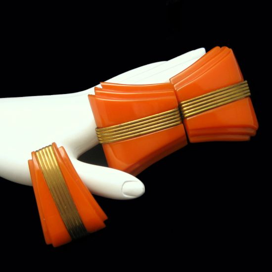 ART DECO Carved Orange BAKELITE Brass Vintage Belt Buckle Dress Clip Set from myclassicjewelry.com