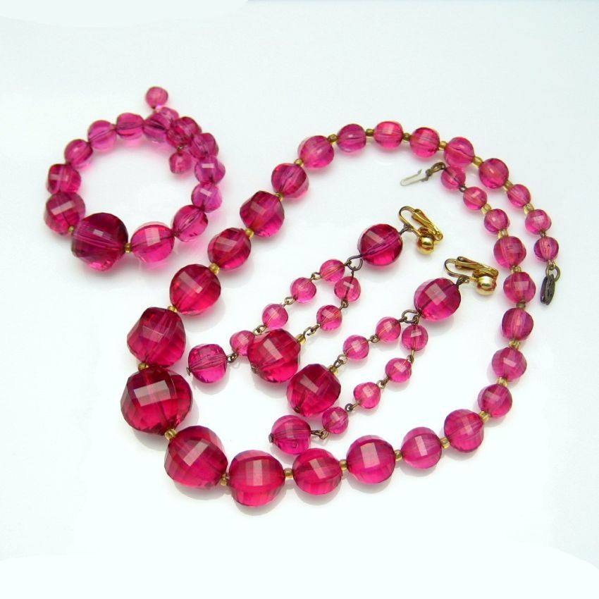 Chunky Pink Red Lucite Faux Crystal Beads Necklace Bracelet Earrings