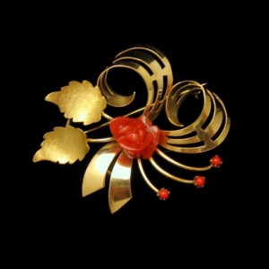 Vintage Italy 18K 750 Gold Coral Rose Swirled Flower Brooch Pin Pendant Red