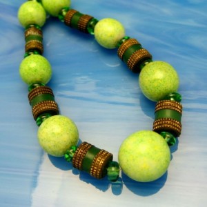 Art Deco Style Green Glass Beads Vintage Necklace Mid Century Mottled Brass Crystal Large Chunky