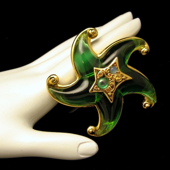 Trifari Green Lucite Starfish Brooch