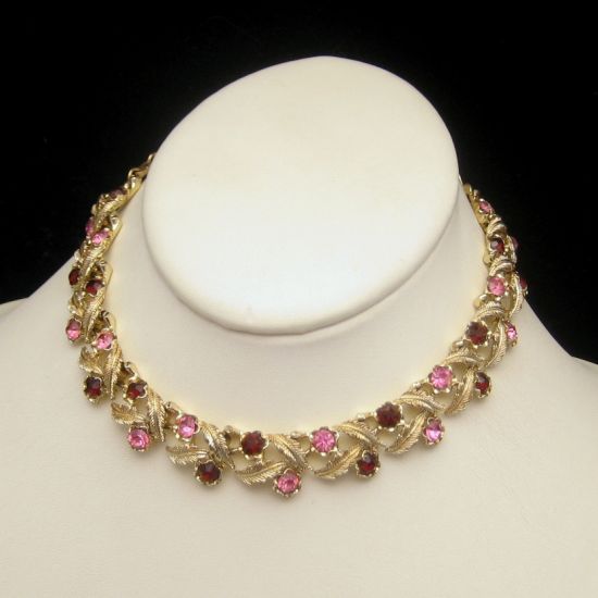 Vintage Signed CORO Leaf Links Necklace Red Pink Rhinestones from myclassicjewelry.com