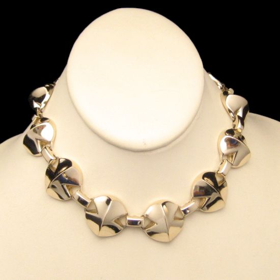Vintage Coro Pegasus Corolite Modernist Chunky Links Necklace from myclassicjewelry.com